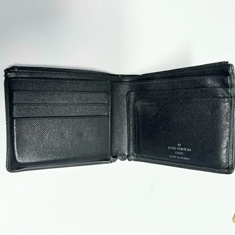 LV Louis Vuitton Black Epi Leather Bifold Wallet Bilfold Multiple Wallet MI0045